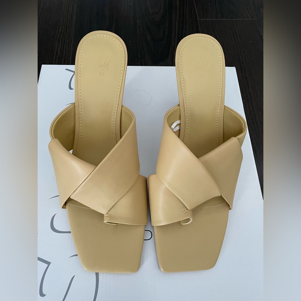 H&M Kitten Cross Strap Mules